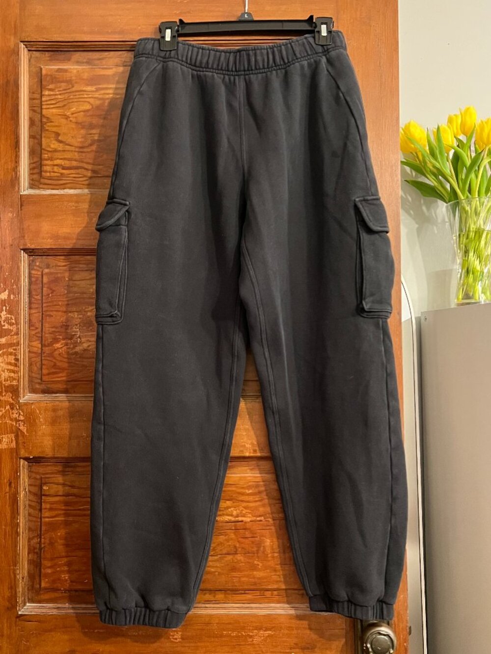 Lululemon Women's Scuba Mid-Rise Oversized Black Cargo Joggers Size M